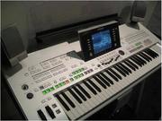 TYROS 3 Yamaha 61-key arranger workstation keyboard